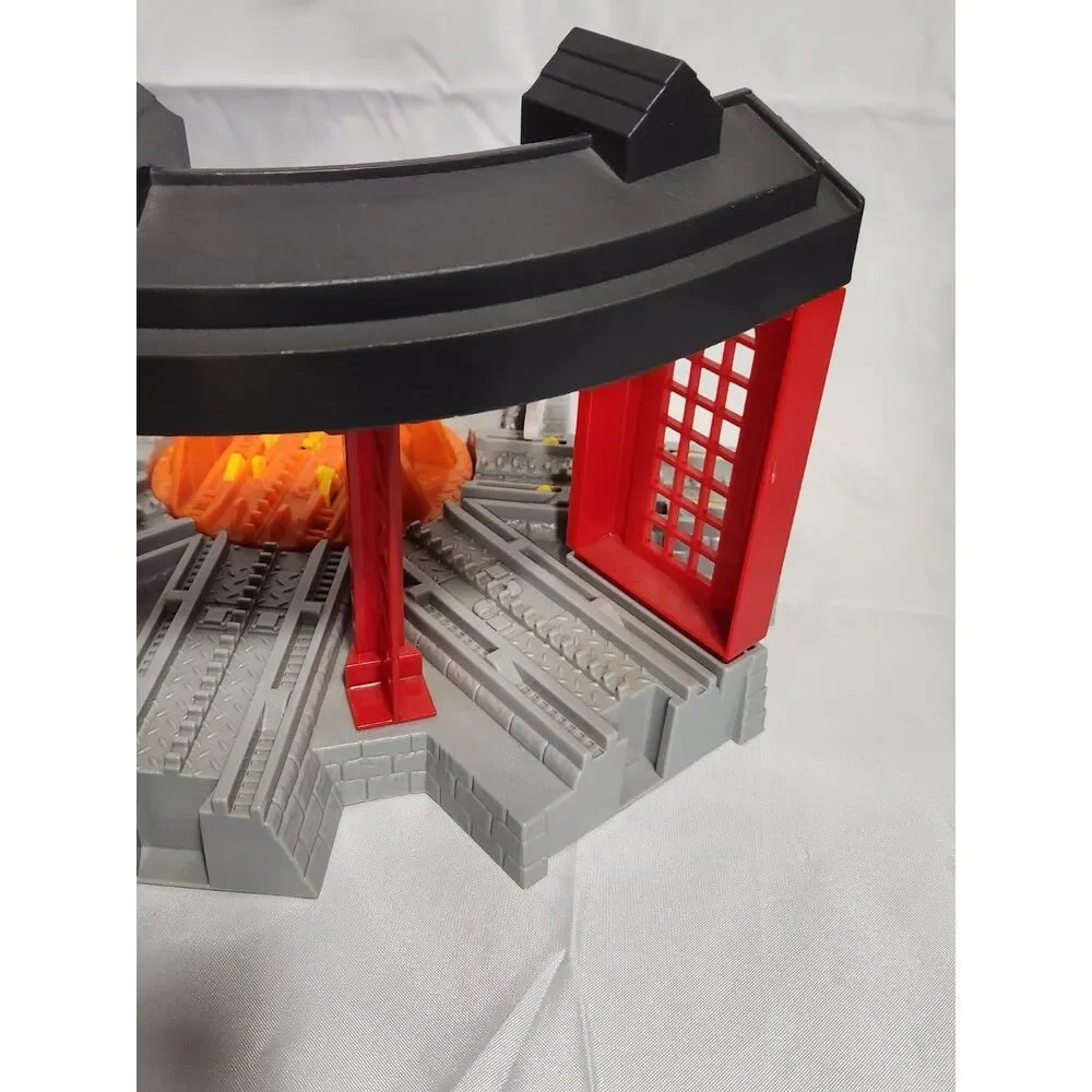 Fisher-Price GeoTrax Station – Vintage Toy Train Set Accessory